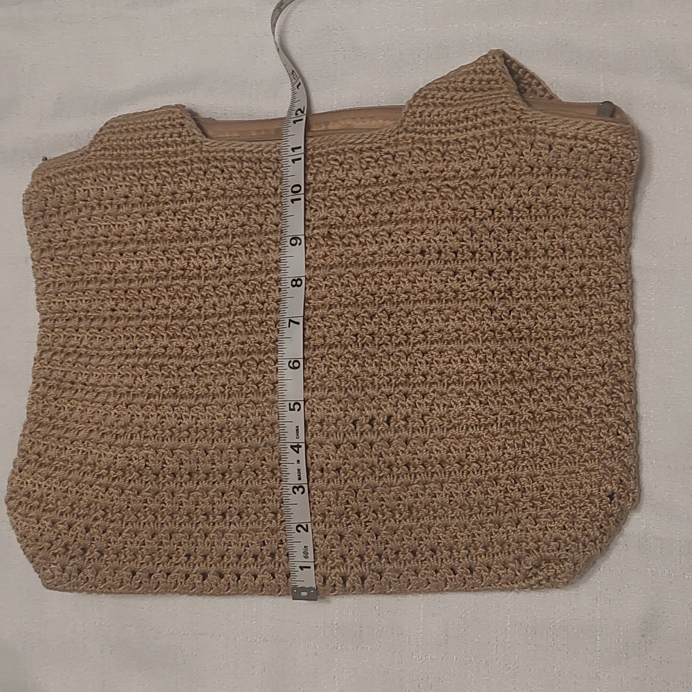 The Sak Tan Crocheted Stitch Purse Handbag Two Shoulder Straps Tan Lining - Picture 8 of 9